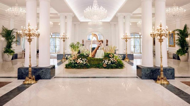 <b>Nemacolin Resort Lobby</b>. Images powered by <a href="https://iceportal.shijigroup.com/" title="IcePortal" target="_blank">IcePortal</a>.