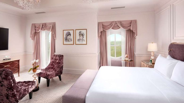 <b>Nemacolin Resort Restaurant</b>. Images powered by <a href="https://iceportal.shijigroup.com/" title="IcePortal" target="_blank">IcePortal</a>.