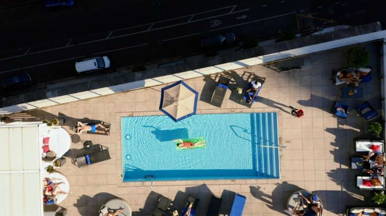 <b>NOPSI Hotel New Orleans Pool</b>. Images powered by <a href="https://iceportal.shijigroup.com/" title="IcePortal" target="_blank">IcePortal</a>.
