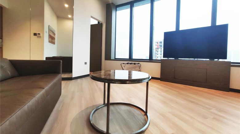 <b>One Farrer Hotel & Spa Suite</b>. Images powered by <a href="https://iceportal.shijigroup.com/" title="IcePortal" target="_blank">IcePortal</a>.