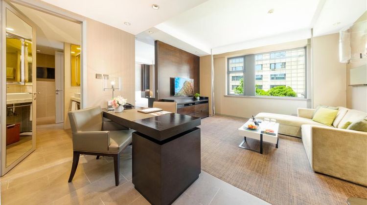 Parkyard Hotel Shanghai Suite