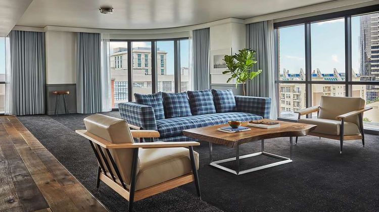 Pendry San Diego Suite
