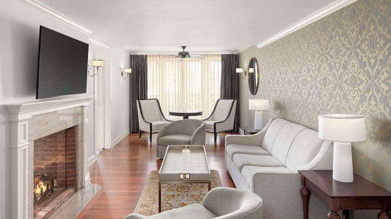 <b>Portland Regency Hotel & Spa Suite</b>. Images powered by <a href="https://iceportal.shijigroup.com/" title="IcePortal" target="_blank">IcePortal</a>.