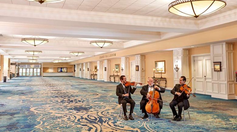 <b>Rosen Plaza Hotel Ballroom</b>. Images powered by <a href="https://iceportal.shijigroup.com/" title="IcePortal" target="_blank">IcePortal</a>.