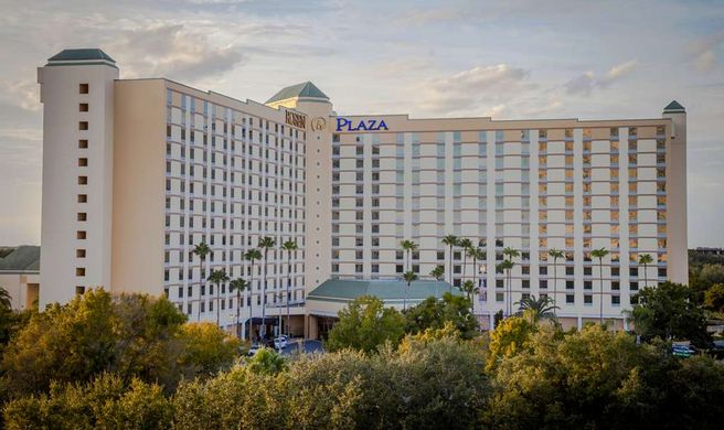 Rosen Plaza Hotel Exterior