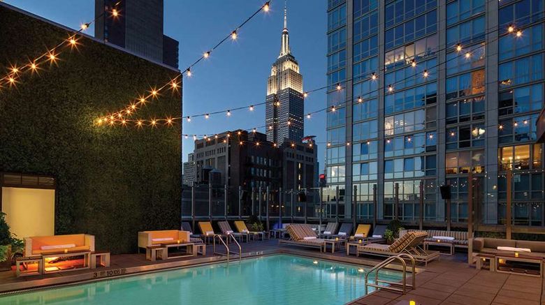 <b>Royalton Park Avenue Pool</b>. Images powered by <a href="https://iceportal.shijigroup.com/" title="IcePortal" target="_blank">IcePortal</a>.