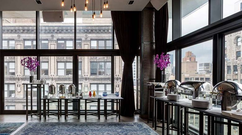 <b>Royalton Park Avenue Restaurant</b>. Images powered by <a href="https://iceportal.shijigroup.com/" title="IcePortal" target="_blank">IcePortal</a>.