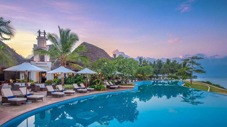 Sea Cliff Resort and Spa Pool