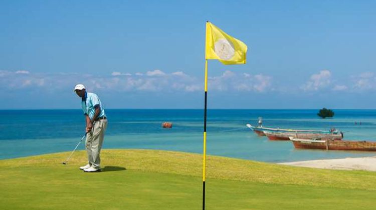 Sea Cliff Resort and Spa Golf