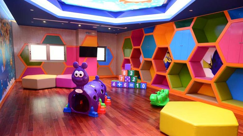 <b>Sherwood Suites Recreation</b>. Images powered by <a href="https://iceportal.shijigroup.com/" title="IcePortal" target="_blank">IcePortal</a>.