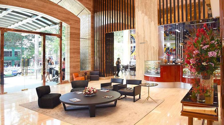 <b>Sherwood Suites Lobby</b>. Images powered by <a href="https://iceportal.shijigroup.com/" title="IcePortal" target="_blank">IcePortal</a>.