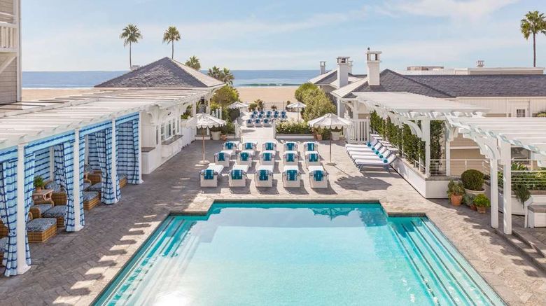<b>Shutters on the Beach Pool</b>. Images powered by <a href="https://iceportal.shijigroup.com/" title="IcePortal" target="_blank">IcePortal</a>.