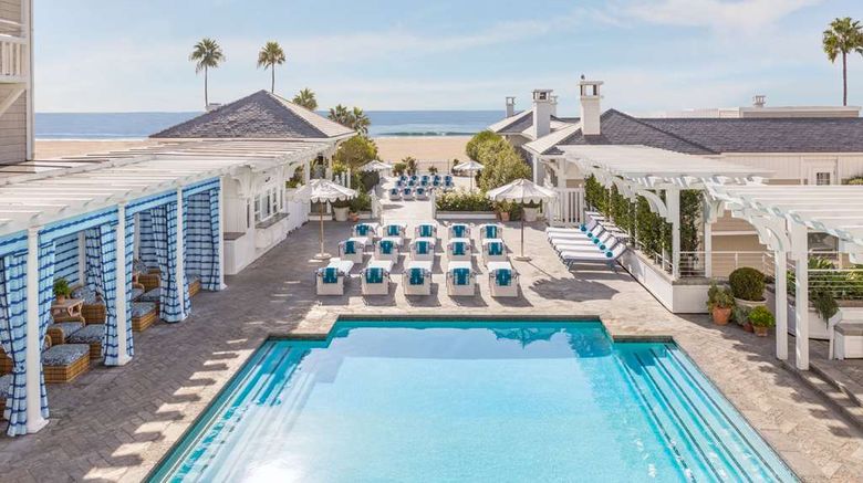 <b>Shutters on the Beach Pool</b>. Images powered by <a href="https://iceportal.shijigroup.com/" title="IcePortal" target="_blank">IcePortal</a>.