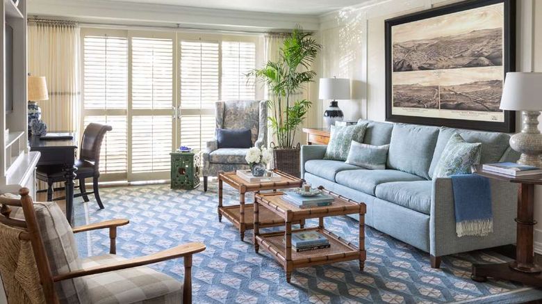 <b>Shutters on the Beach Suite</b>. Images powered by <a href="https://iceportal.shijigroup.com/" title="IcePortal" target="_blank">IcePortal</a>.