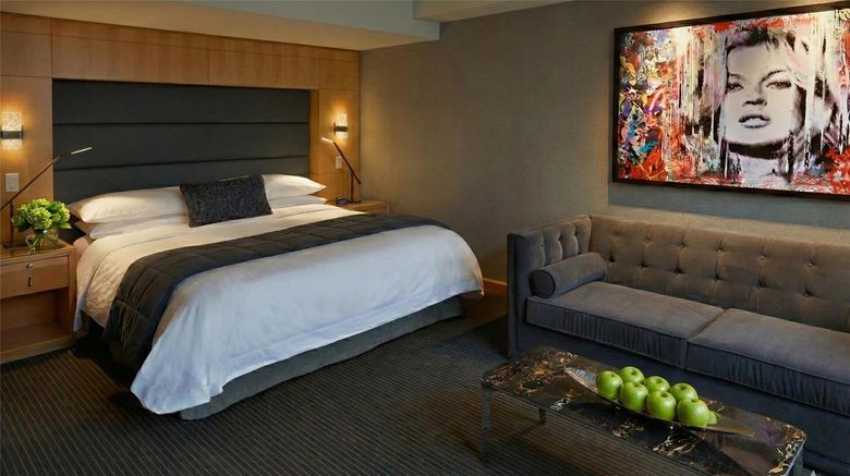 <b>Soho Hotel Toronto Room</b>. Images powered by <a href="https://iceportal.shijigroup.com/" title="IcePortal" target="_blank">IcePortal</a>.