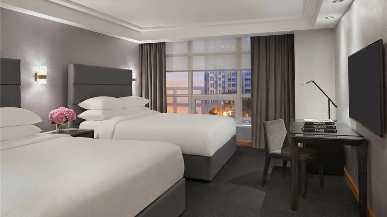 <b>Soho Hotel Toronto Room</b>. Images powered by <a href="https://iceportal.shijigroup.com/" title="IcePortal" target="_blank">IcePortal</a>.