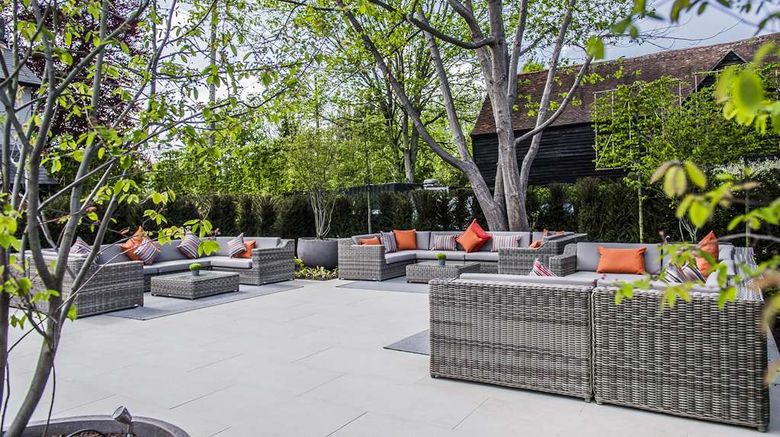 <b>Sopwell House Hotel, Country Club & Spa Pool</b>. Images powered by <a href="https://iceportal.shijigroup.com/" title="IcePortal" target="_blank">IcePortal</a>.