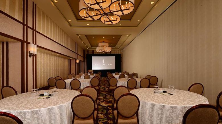 <b>St Julien Hotel & Spa Meeting</b>. Images powered by <a href="https://iceportal.shijigroup.com/" title="IcePortal" target="_blank">IcePortal</a>.