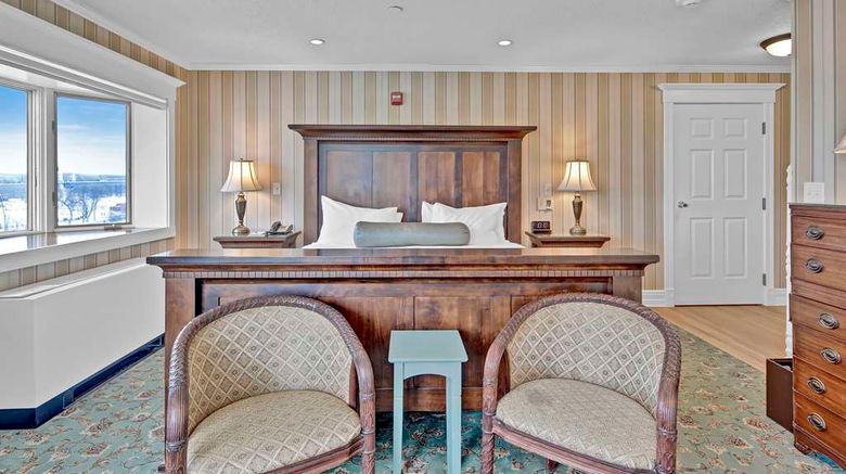 <b>St James Hotel Suite</b>. Images powered by <a href="https://iceportal.shijigroup.com/" title="IcePortal" target="_blank">IcePortal</a>.