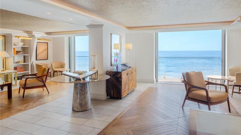 <b>Surf & Sand Laguna Beach Lobby</b>. Images powered by <a href="https://iceportal.shijigroup.com/" title="IcePortal" target="_blank">IcePortal</a>.