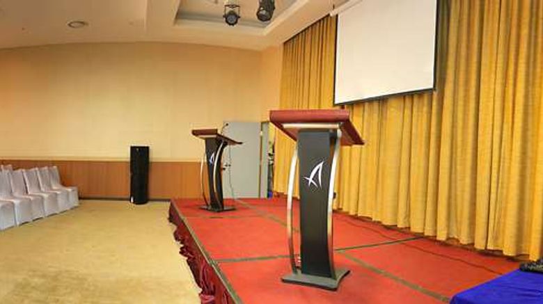 <b>Hotel Blue Sky Room</b>. Images powered by <a href="https://iceportal.shijigroup.com/" title="IcePortal" target="_blank">IcePortal</a>.