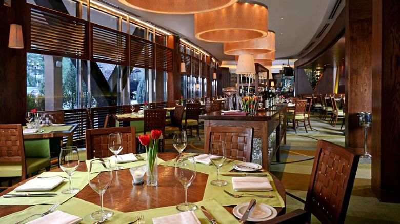 <b>The Broadmoor Restaurant</b>. Images powered by <a href="https://iceportal.shijigroup.com/" title="IcePortal" target="_blank">IcePortal</a>.