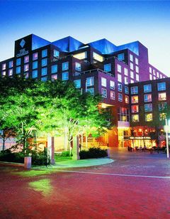 Charles Hotel, Harvard Square