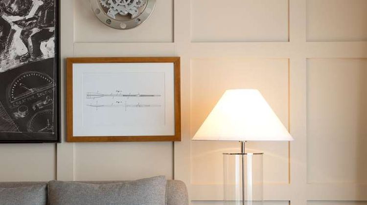 Charles Hotel, Harvard Square Room