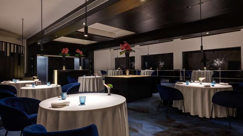 <b>The First Roma Arte Restaurant</b>. Images powered by <a href="https://iceportal.shijigroup.com/" title="IcePortal" target="_blank">IcePortal</a>.