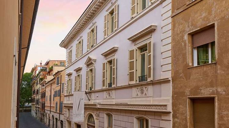 The First Roma Arte Exterior
