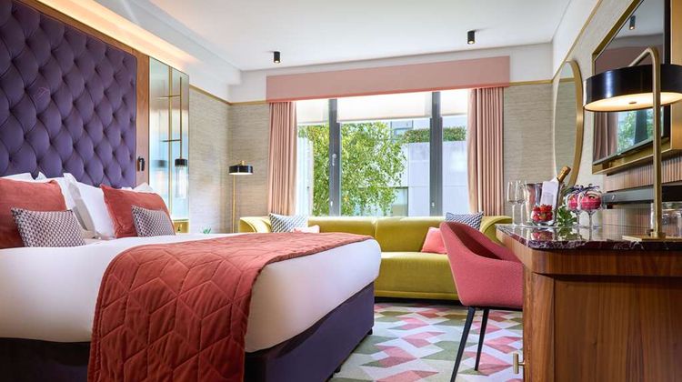 Fitzwilliam Hotel Room