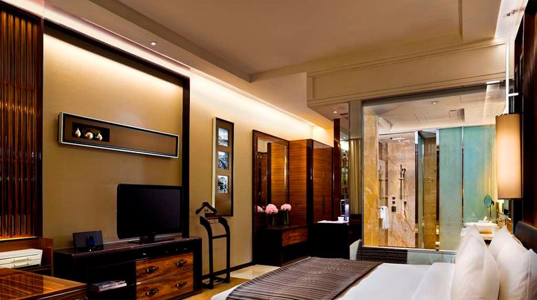 <b>The Fullerton Bay Hotel Singapore Room</b>. Images powered by <a href=https://www.travelagewest.com/Hotels/Singapore-Singapore/