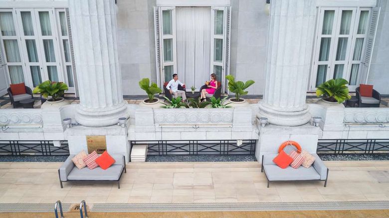 <b>The Fullerton Hotel Singapore Pool</b>. Images powered by <a href=https://www.travelagewest.com/Hotels/Singapore-Singapore/
