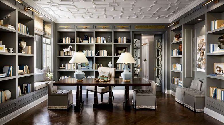 <b>The Hermitage Hotel Suite</b>. Images powered by <a href="https://iceportal.shijigroup.com/" title="IcePortal" target="_blank">IcePortal</a>.