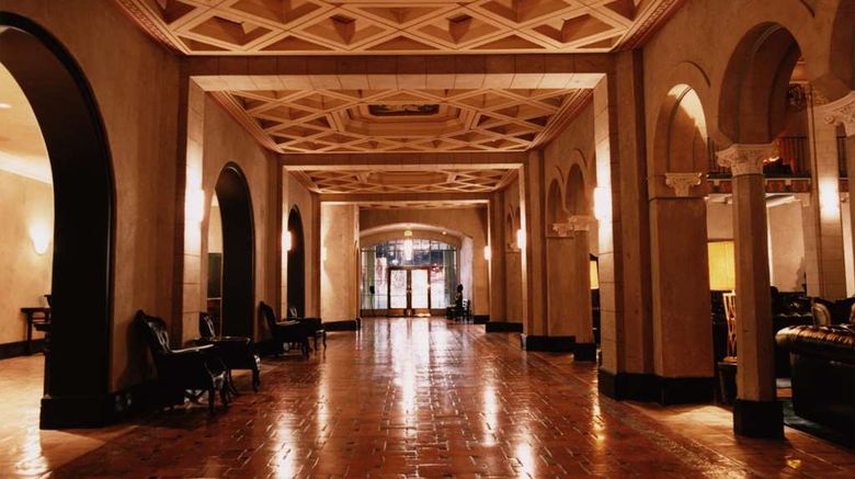 <b>Hollywood Roosevelt Hotel Lobby</b>. Images powered by <a href="https://iceportal.shijigroup.com/" title="IcePortal" target="_blank">IcePortal</a>.