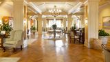 <b>The Inn at Harbour Town Lobby</b>. Images powered by <a href="https://iceportal.shijigroup.com/" title="IcePortal" target="_blank">IcePortal</a>.
