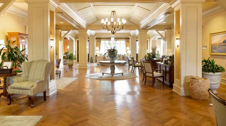 <b>The Inn at Harbour Town Lobby</b>. Images powered by <a href="https://iceportal.shijigroup.com/" title="IcePortal" target="_blank">IcePortal</a>.