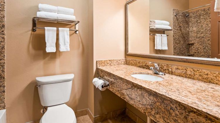 Best Western Plus Kenedy Inn Room