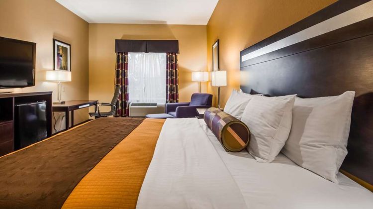 Best Western Plus Kenedy Inn Room