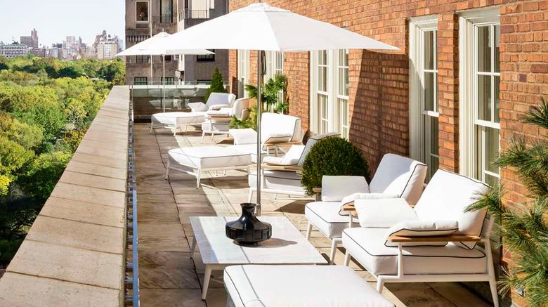 <b>The Mark Hotel Suite</b>. Images powered by <a href="https://iceportal.shijigroup.com/" title="IcePortal" target="_blank">IcePortal</a>.