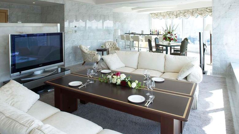 <b>The Prince Park Tower Tokyo Suite</b>. Images powered by <a href="https://iceportal.shijigroup.com/" title="IcePortal" target="_blank">IcePortal</a>.