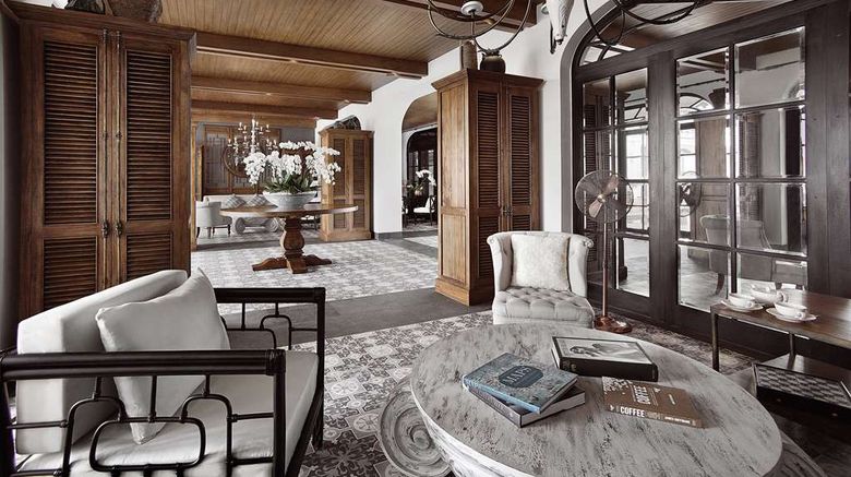 <b>The Sanchaya Lobby</b>. Images powered by <a href="https://iceportal.shijigroup.com/" title="IcePortal" target="_blank">IcePortal</a>.