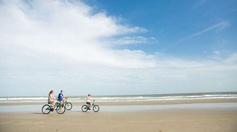 <b>The Sanctuary at Kiawah Island Recreation</b>. Images powered by <a href="https://iceportal.shijigroup.com/" title="IcePortal" target="_blank">IcePortal</a>.