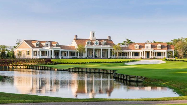 <b>The Sanctuary at Kiawah Island Golf</b>. Images powered by <a href="https://iceportal.shijigroup.com/" title="IcePortal" target="_blank">IcePortal</a>.