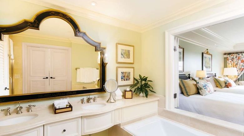 <b>The Sanctuary at Kiawah Island Room</b>. Images powered by <a href="https://iceportal.shijigroup.com/" title="IcePortal" target="_blank">IcePortal</a>.