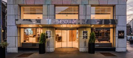 The Square Milano Duomo Exterior