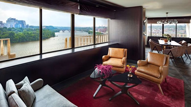 <b>The Watergate Hotel Suite</b>. Images powered by <a href="https://iceportal.shijigroup.com/" title="IcePortal" target="_blank">IcePortal</a>.