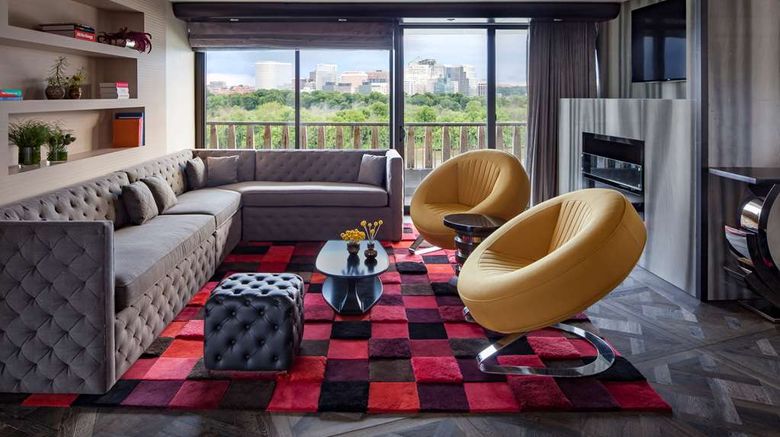 <b>The Watergate Hotel Suite</b>. Images powered by <a href="https://iceportal.shijigroup.com/" title="IcePortal" target="_blank">IcePortal</a>.