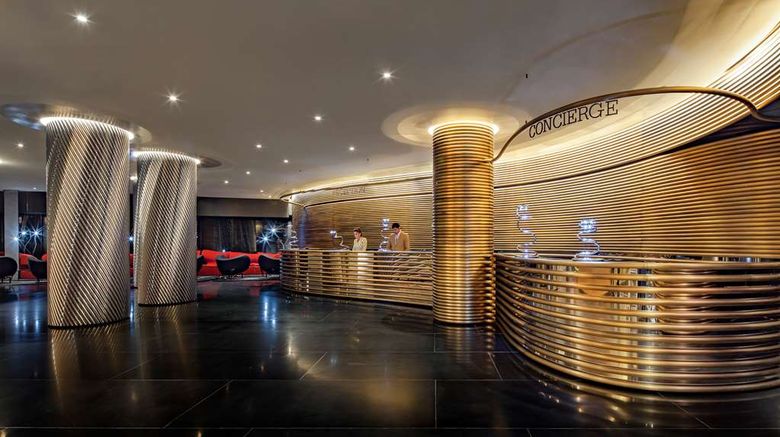 <b>The Watergate Hotel Lobby</b>. Images powered by <a href="https://iceportal.shijigroup.com/" title="IcePortal" target="_blank">IcePortal</a>.