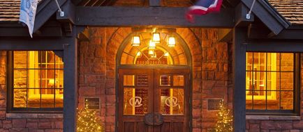 The Wort Hotel Exterior